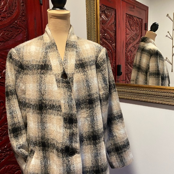 Plaid Soft-Brushed coat for Women - Picture 2 of 9